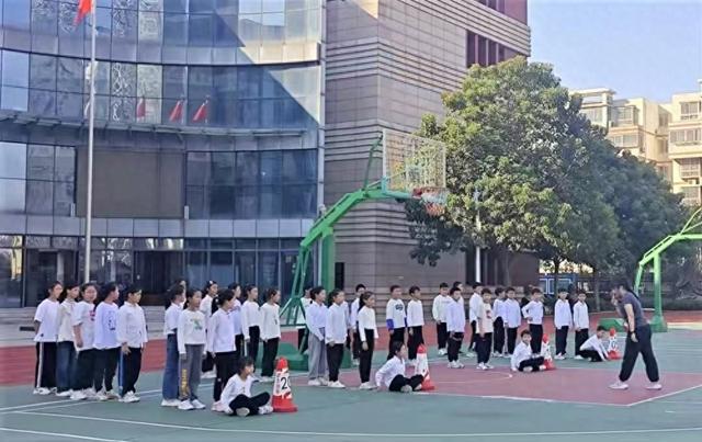 雷竞技raybet入口郑州管城区外国语牧歌小学：以特色体育课程绘牧歌教育华章